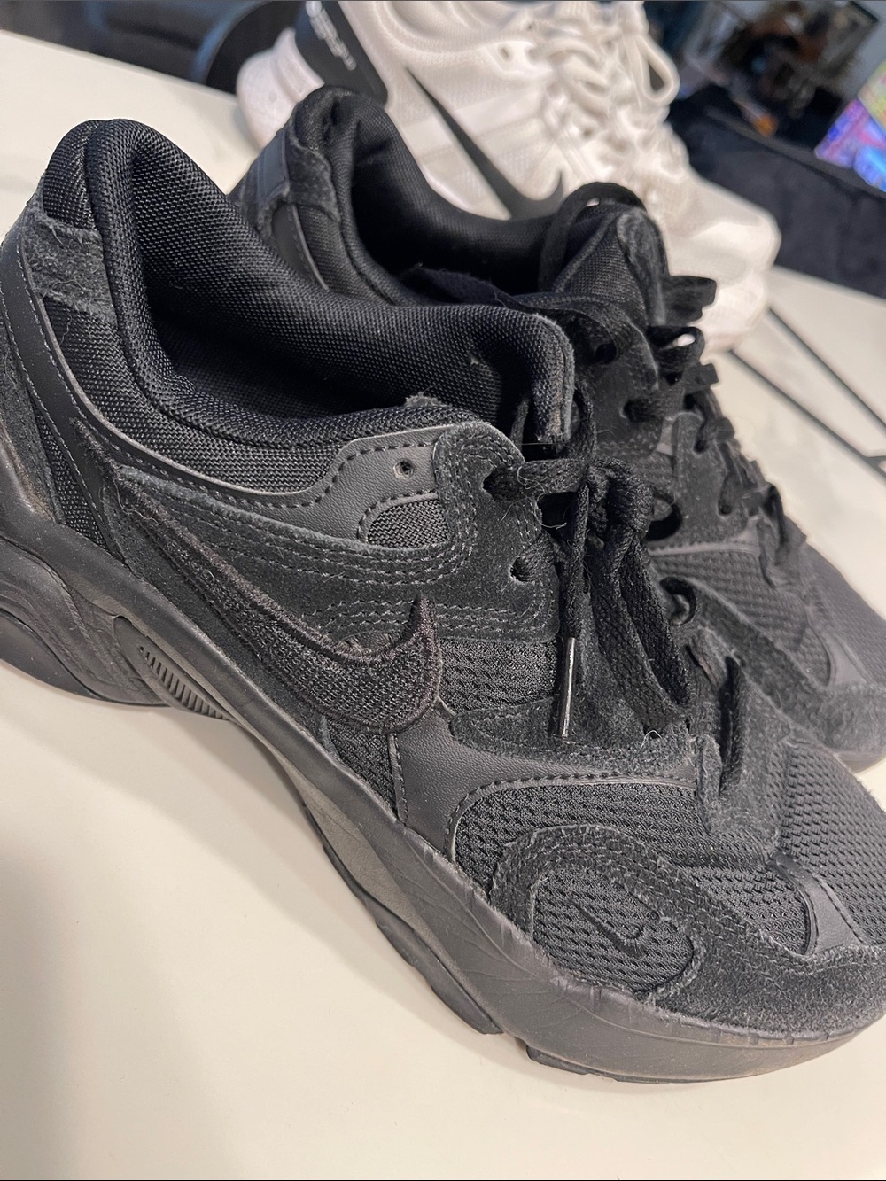 Nike AL8 All-Black Women’s Athletic Sneakers - Picture 3 of 3